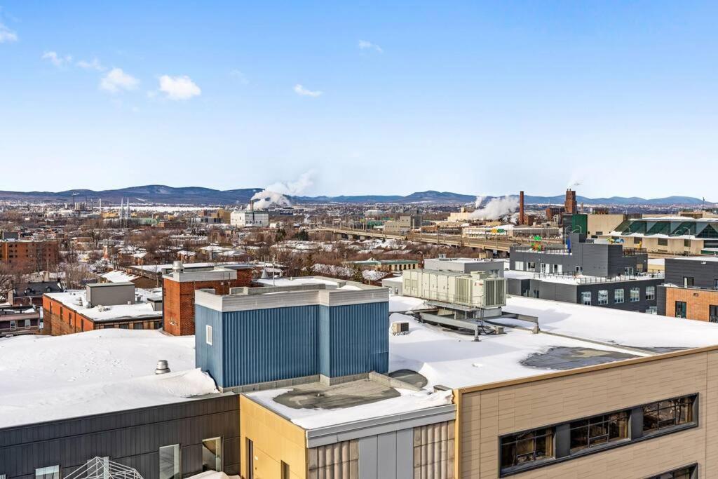 Initial-Matisse- Quebec-Parking And Pool Apartment Exterior photo